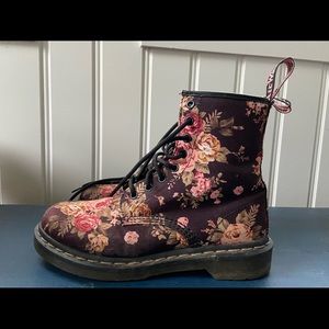 Floral Dr. Marten Boots